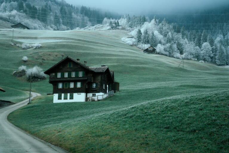 Modernes Einfamilienhaus Thurgau Smart Home Loxone 2026